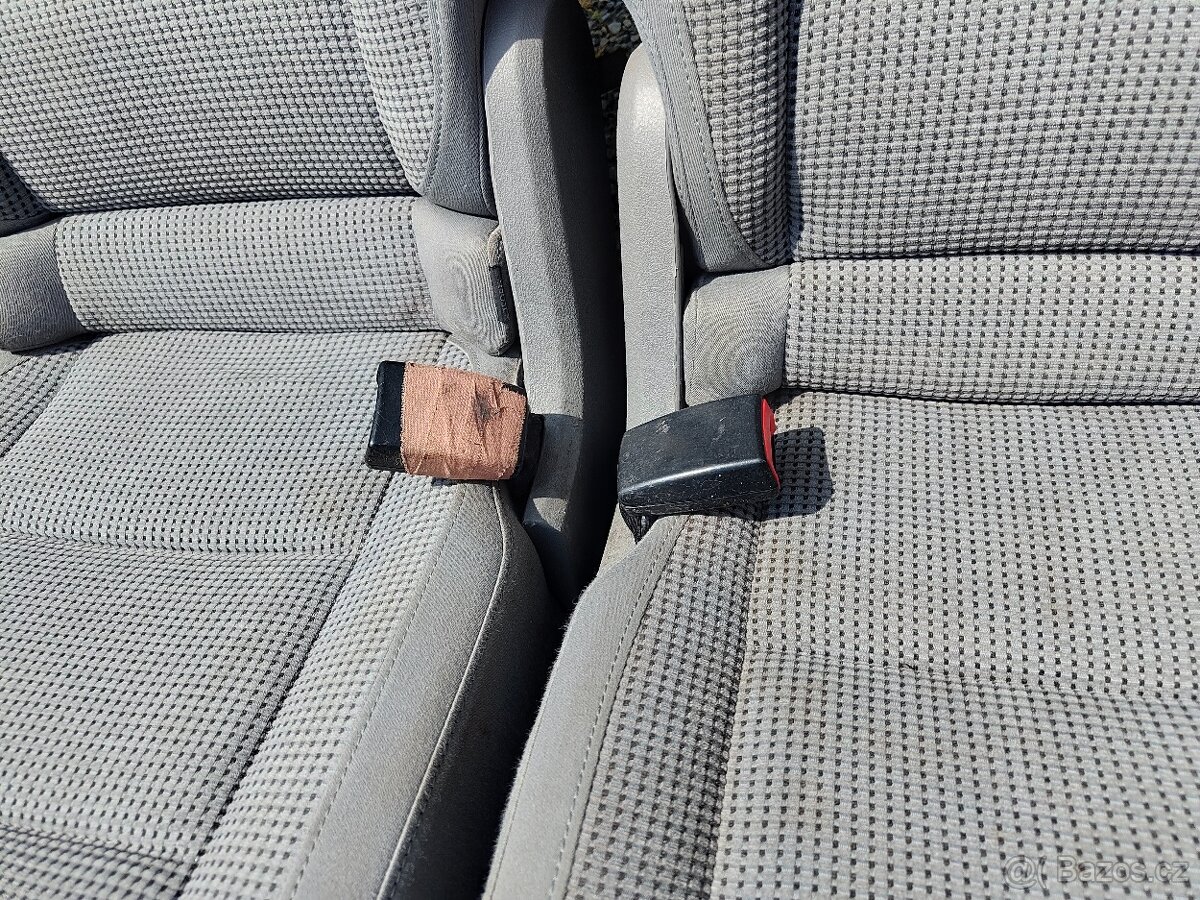 Zadní sedačky VW Touran (03-10) - 6