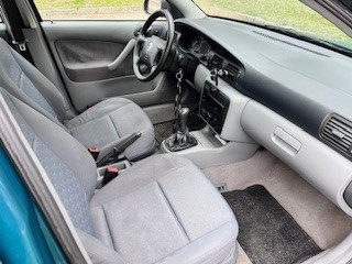 Škoda Octavia kombi 1.6 r.v. 2000 - 6