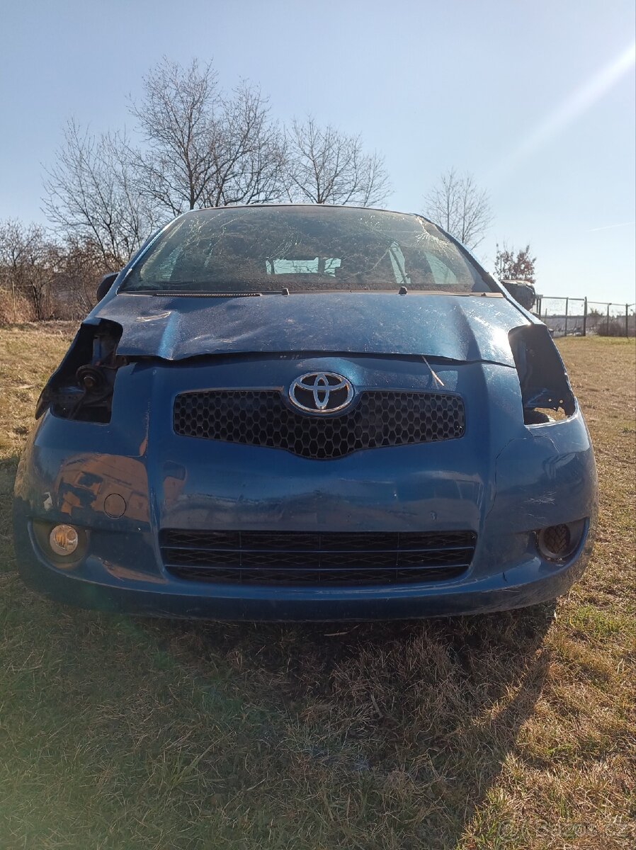 Toyota Yaris - 6