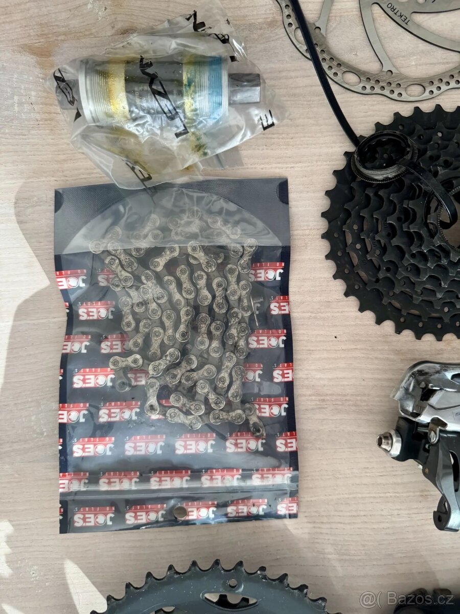 Komponenty z kola SPECIALIZED DIVERGE E5 - 6