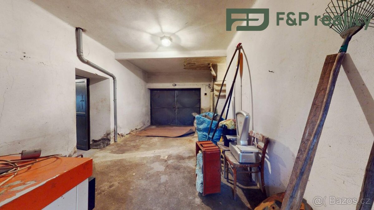 Prodej bytu 2+1, 63 m2,před rekonstrukcí, Strašice - 6