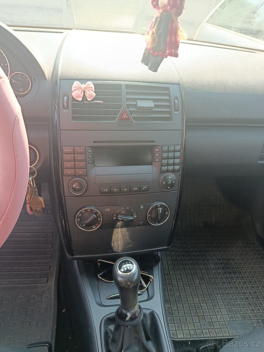 Mercedes A180 , 2.0 CDI 2007 manuál - 6