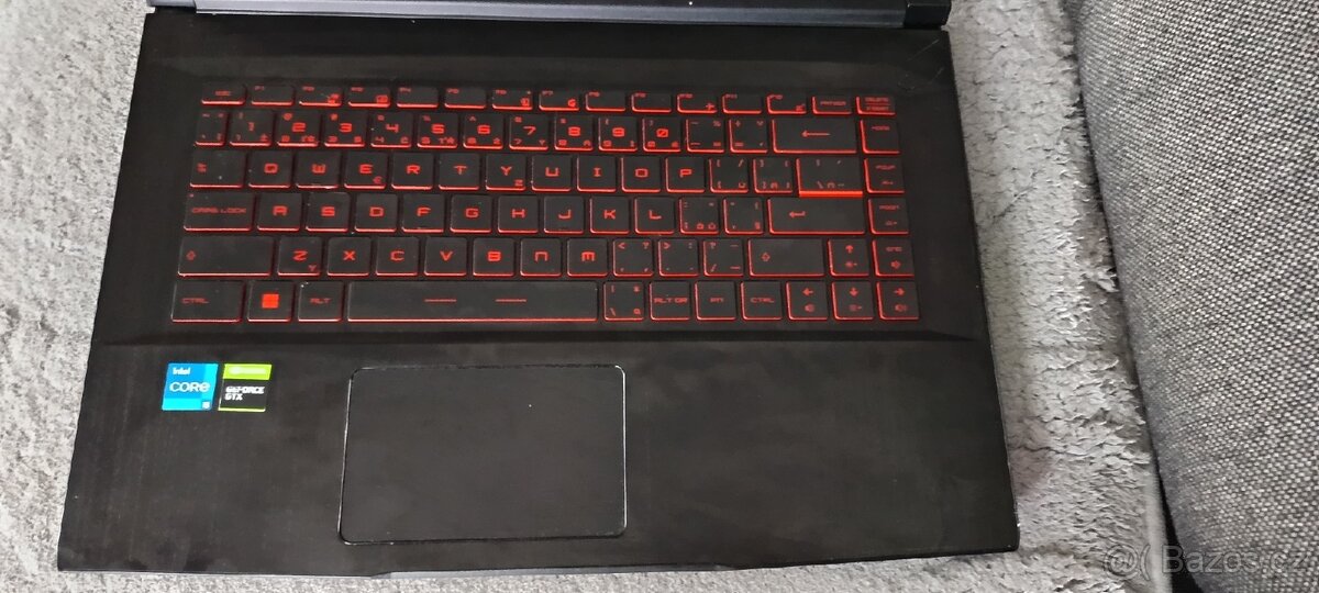 Herní notebook MSI - 6