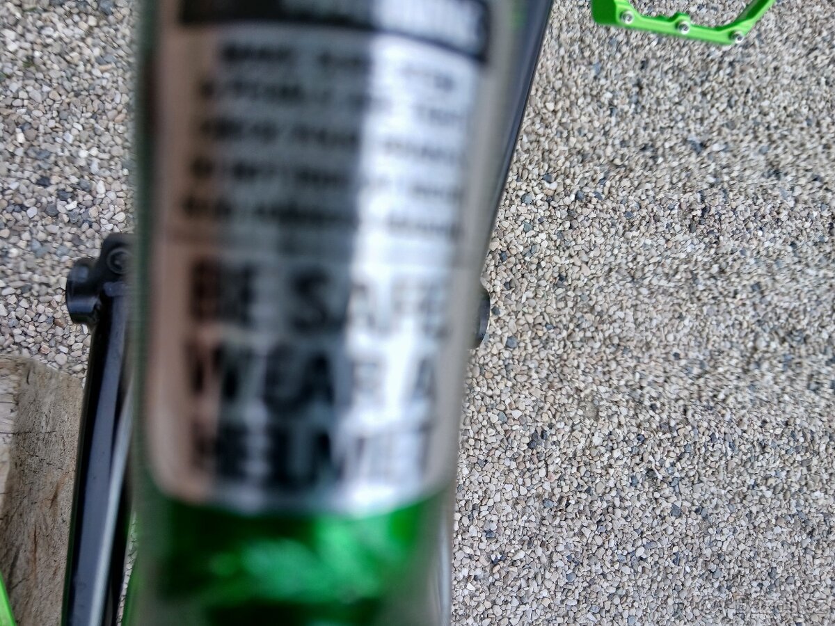 B M X - 6