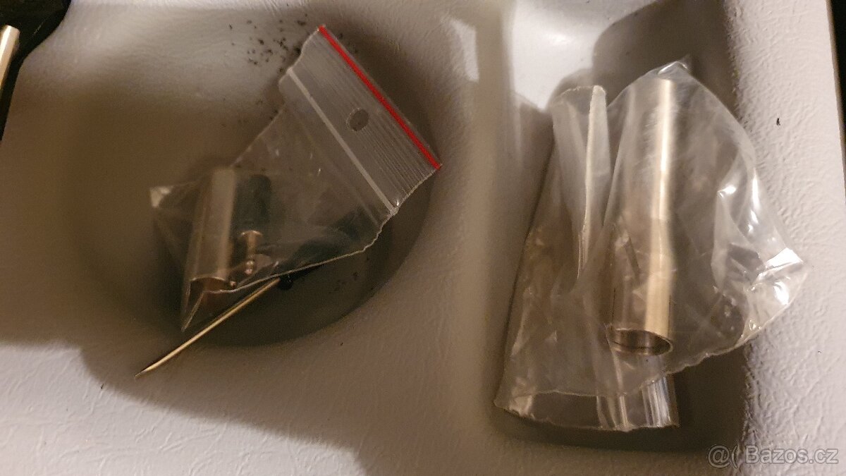 Bruel Kjaer měřící technika a tiskárna - 6