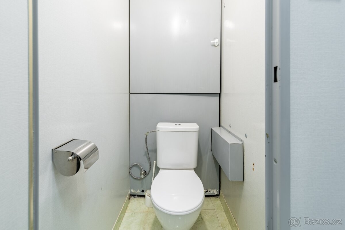 Prostorný pokoj pro pár nebo dvě dívky — Barrandov, Praha 5 - 6