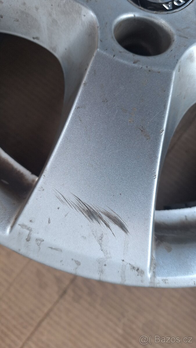 Alu kola Škoda 14" 5x100 6J ET43 Fabia VW Seat - 6