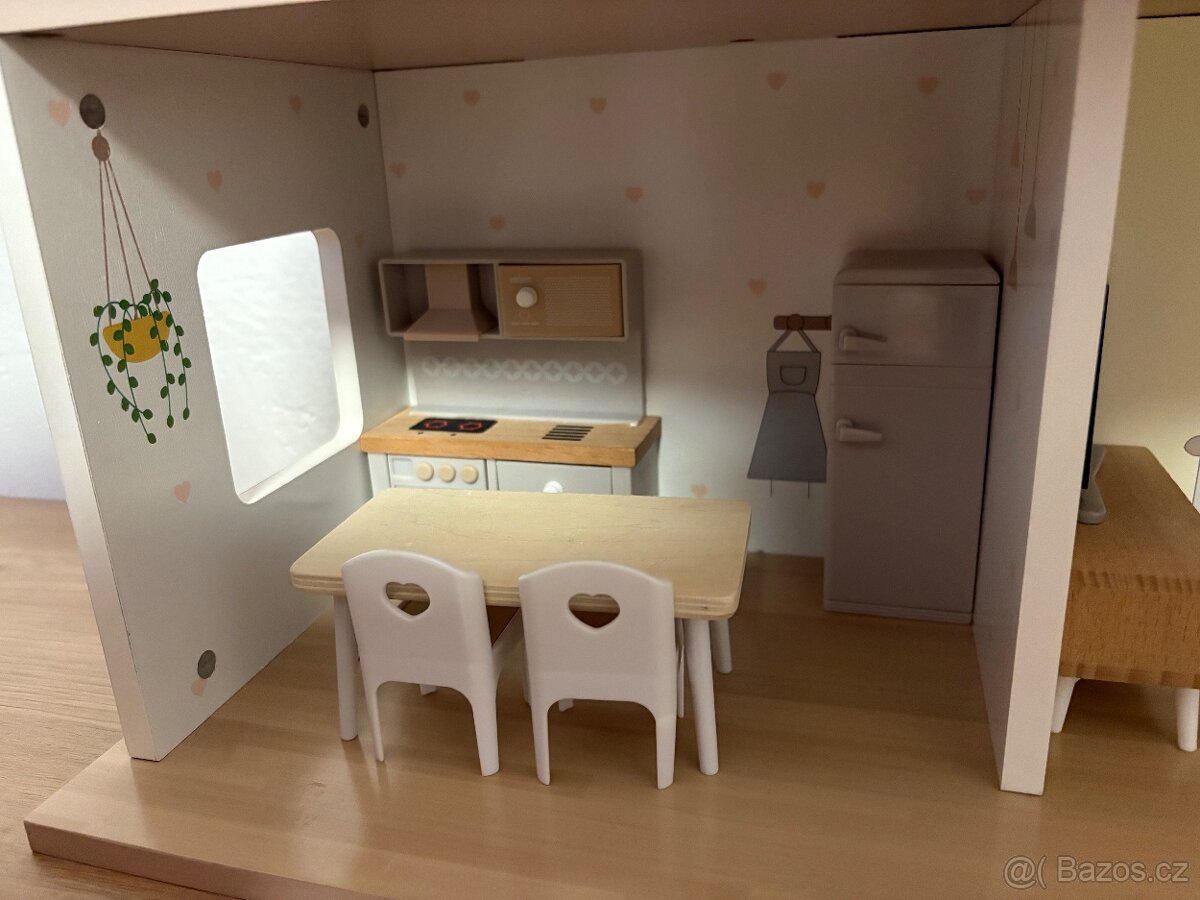 Domeček pro panenky - 6