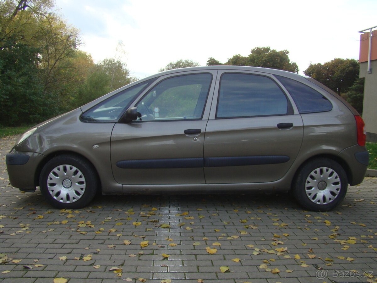Citroën Xsara Picasso 1.6i ČR KLIMA - 6