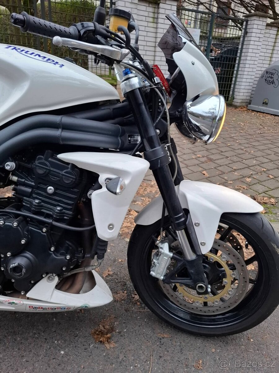 TRIUMPH Speed Triple 1050 - 6