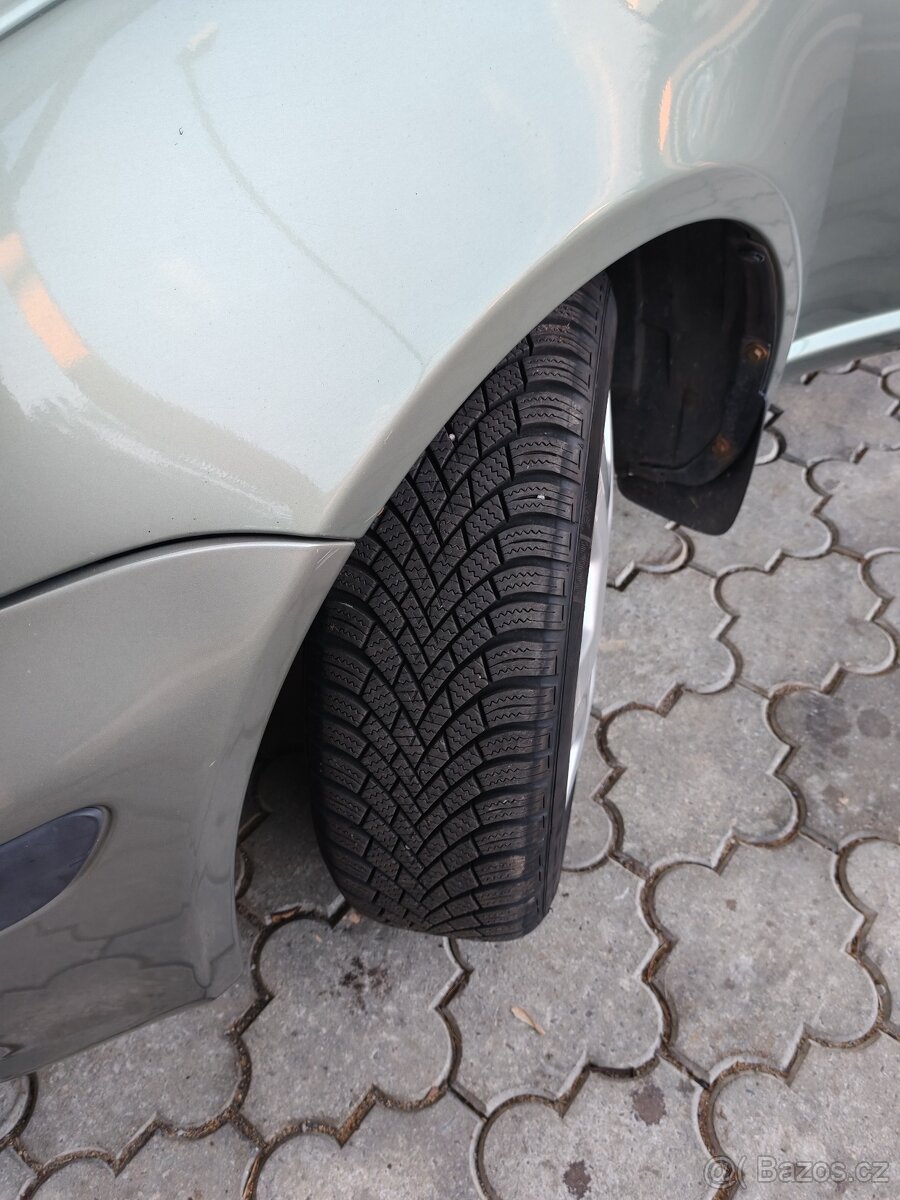 Yaris VVTi, 998 ccm - 6