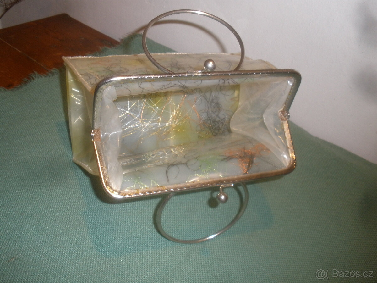 Zajímavá retro kabelka - 6