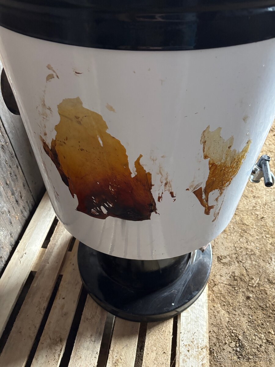 Kotel, pařák na vodu, brutar - 6