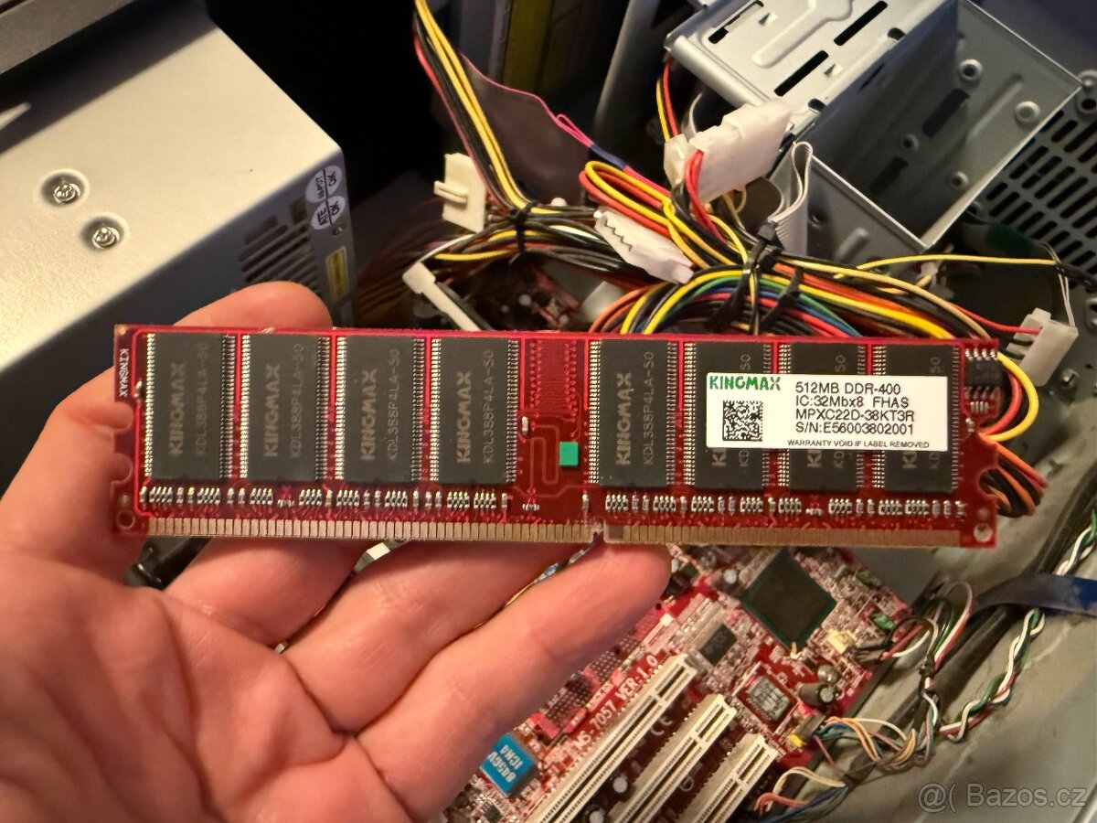 stolní PC (Intel Celeron D 2.26GHz SL87K, 512MB DDR) - 6