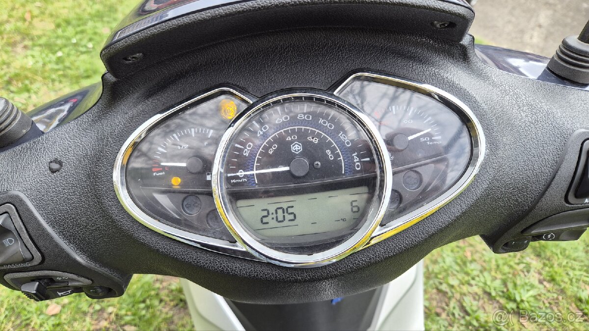 Piaggio Medley 125 - 6