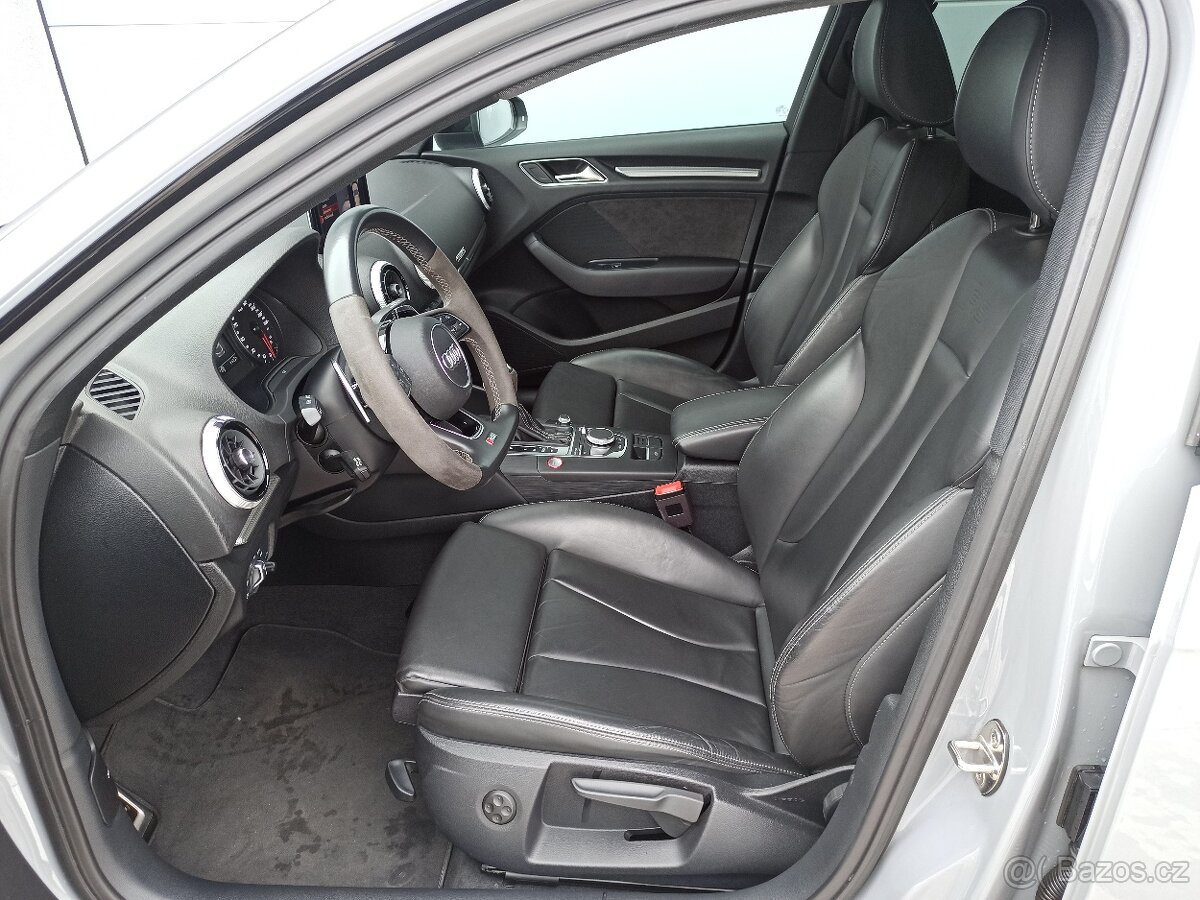 AUDI RS3 2.5TFSI BLACK EDITION - 6