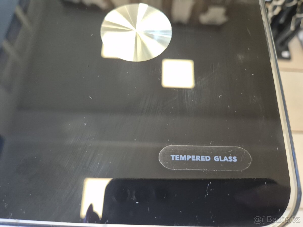 Pracovní stůl se skleněnou deskou - 6