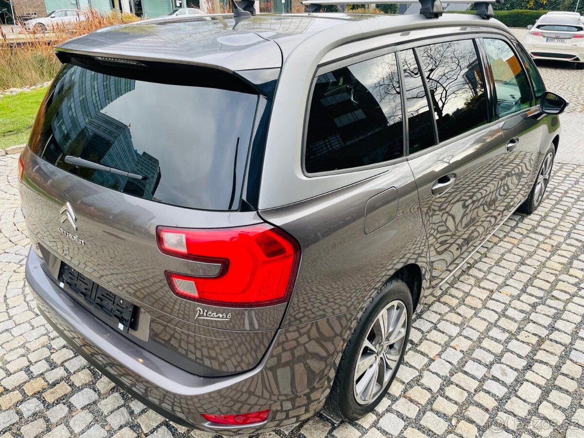 Citroën Grand C4 Picasso 2.0HDi AUT NAVIG LED 7 MÍST KAMERA - 6