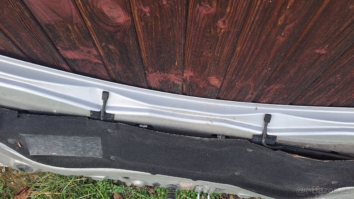 Přední kapota Renault Scénic 2 - 6