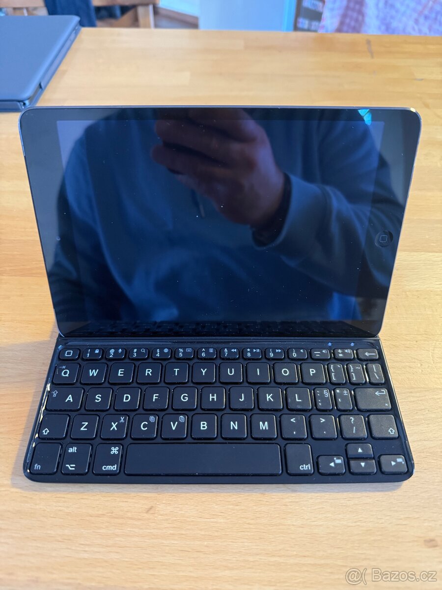Tablet IPad Mini 2 + klavesnice - 6
