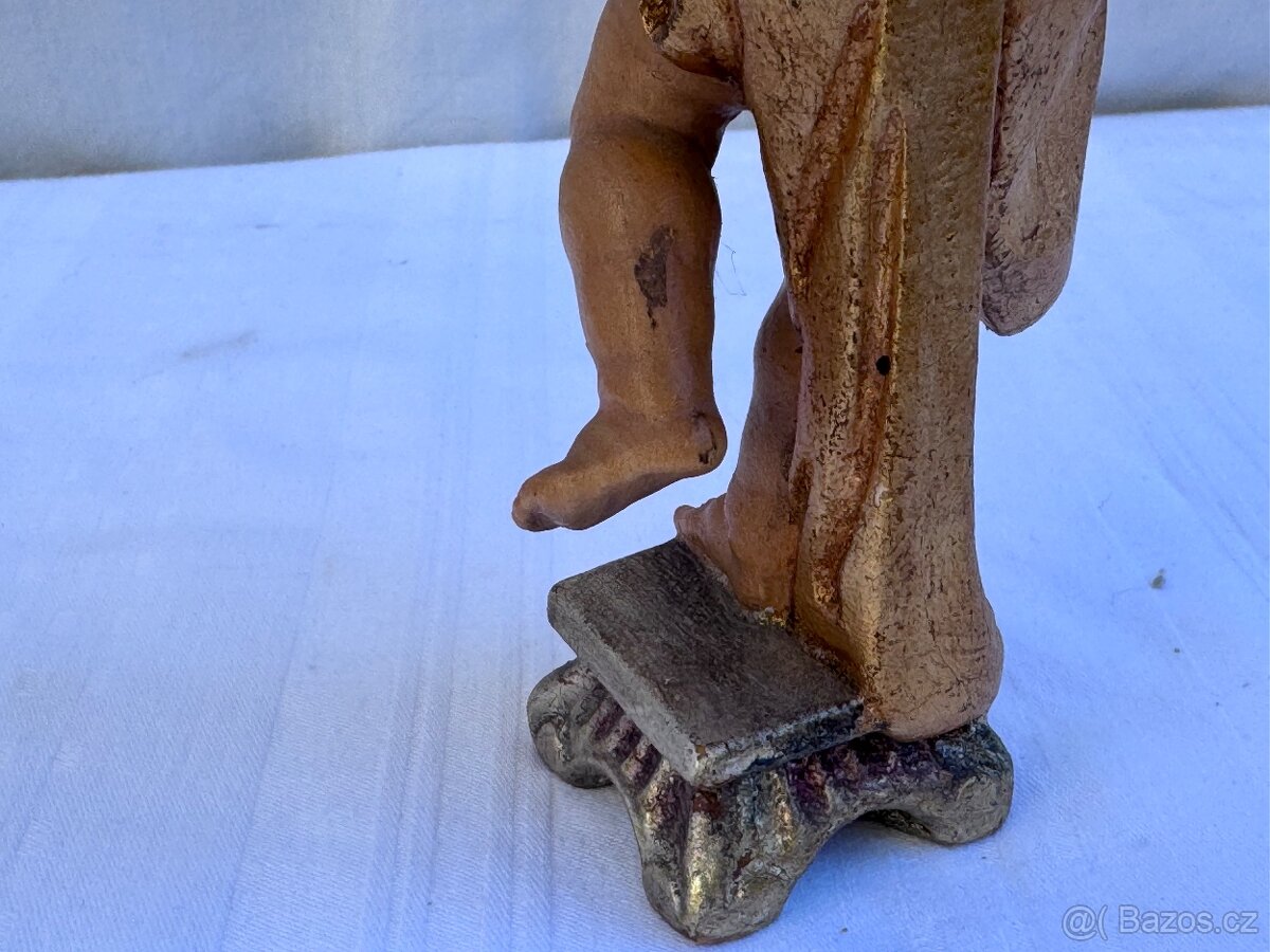 Anděl soška s úlem dřevěný v polychromii - 6