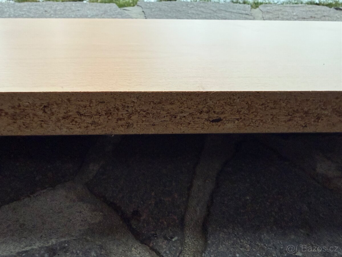 Dřevěná polička - 6