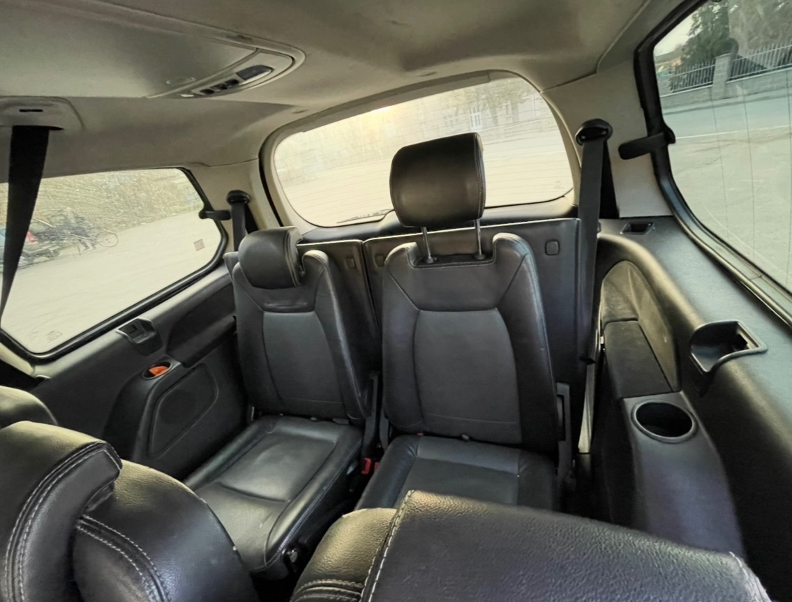 1.8tdci 92 kw tažné 7 míst - 6