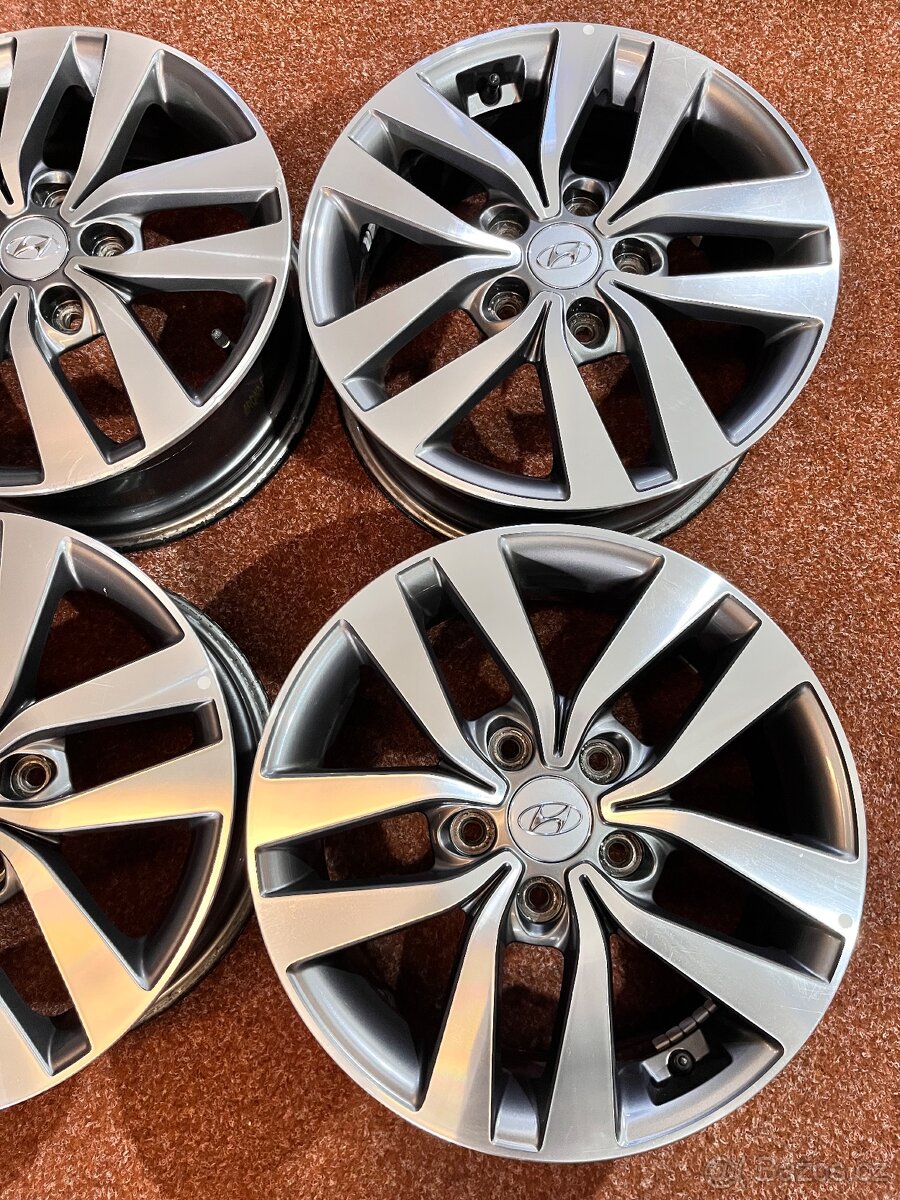 5x114.3 R16 originál disky Hyundai i30 - 6