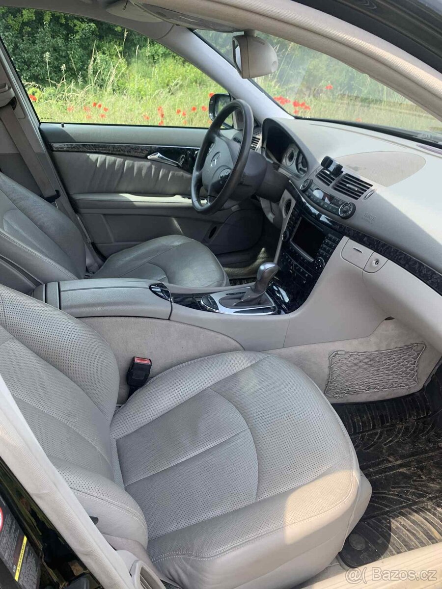 Mercedes-Benz E350 7G-tronic V6 200kw - 6