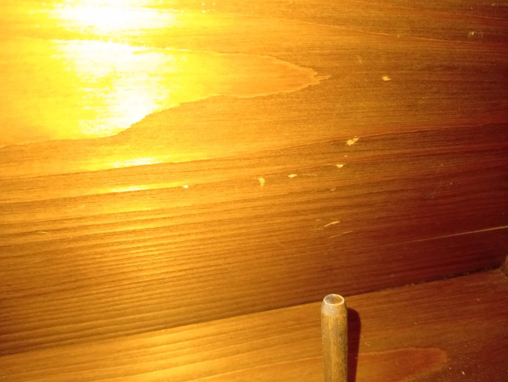 Závěsná dřevěná polička - 6