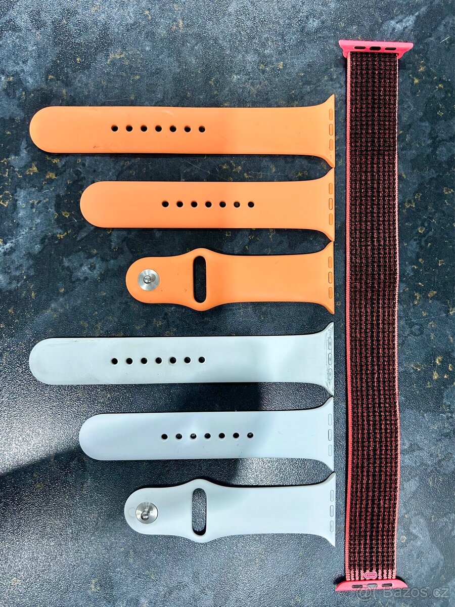 Apple watch 8 45mm hliník klavírně černá - 6
