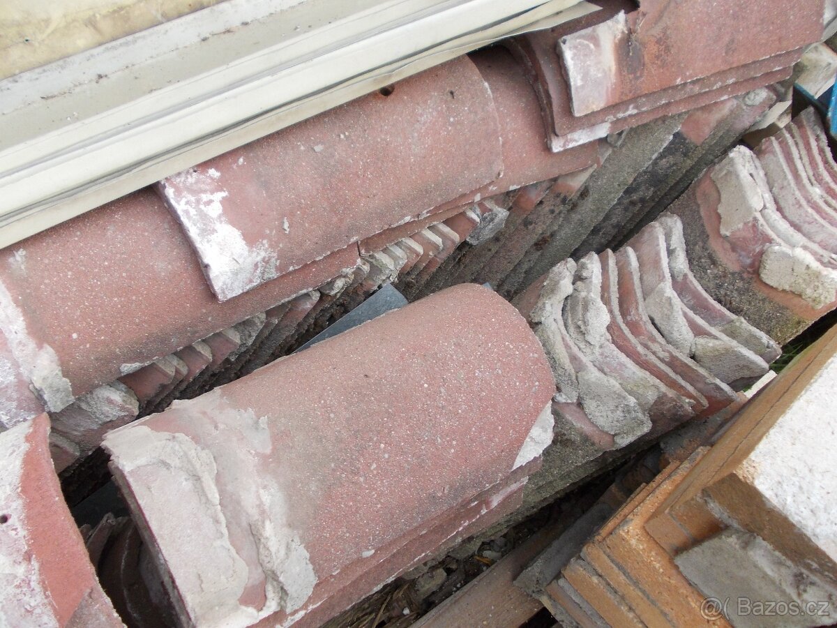 Použité střešní hřebenáče. - 6