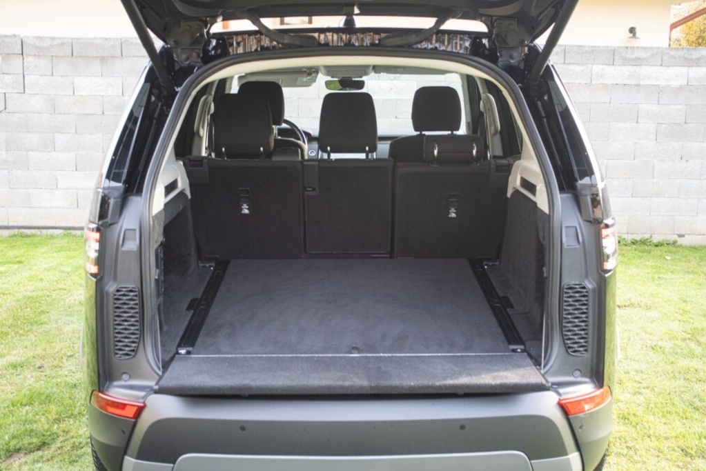 Land Rover Discovery 3.0 SDV6 SE - 6