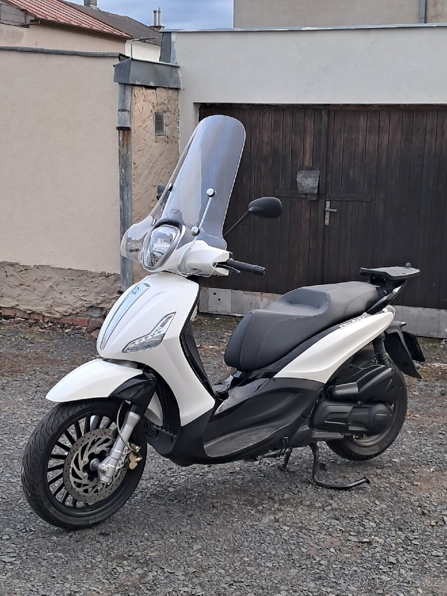 Piaggio Beverly 300 - 6