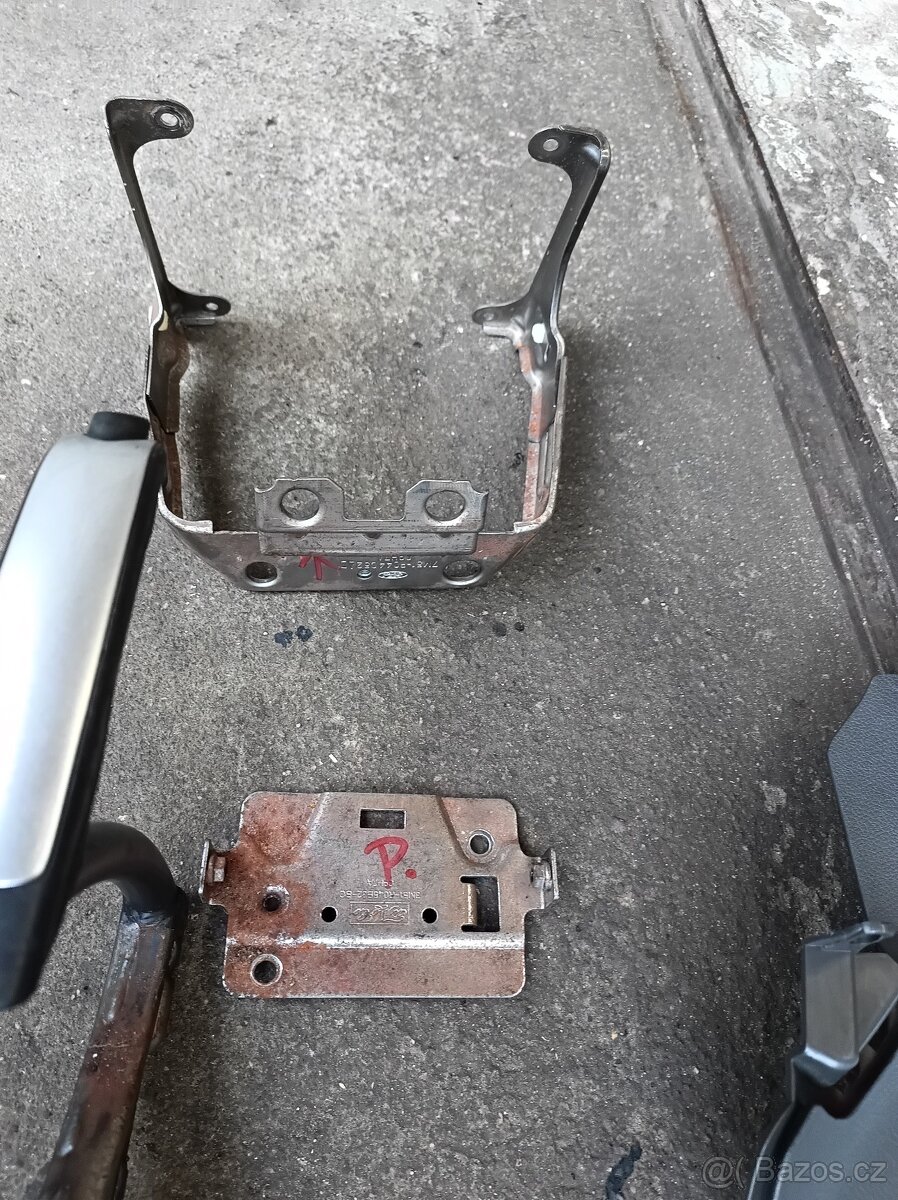 Středová konzole s loketní opěrkou orig.Ford C-Max 2003-2010 - 6