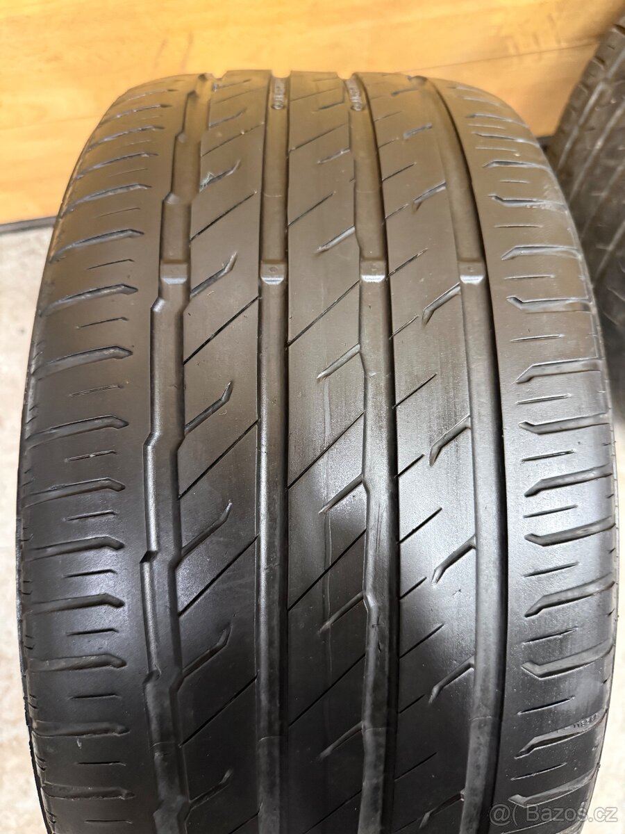 Letní pneu 245/40/18 - 6