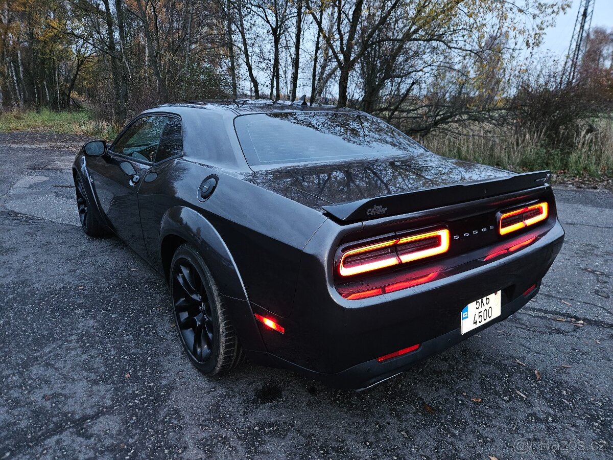 Dodge Challenger 6.4 V8 Scat Pack Wide r.v.2022 - 6