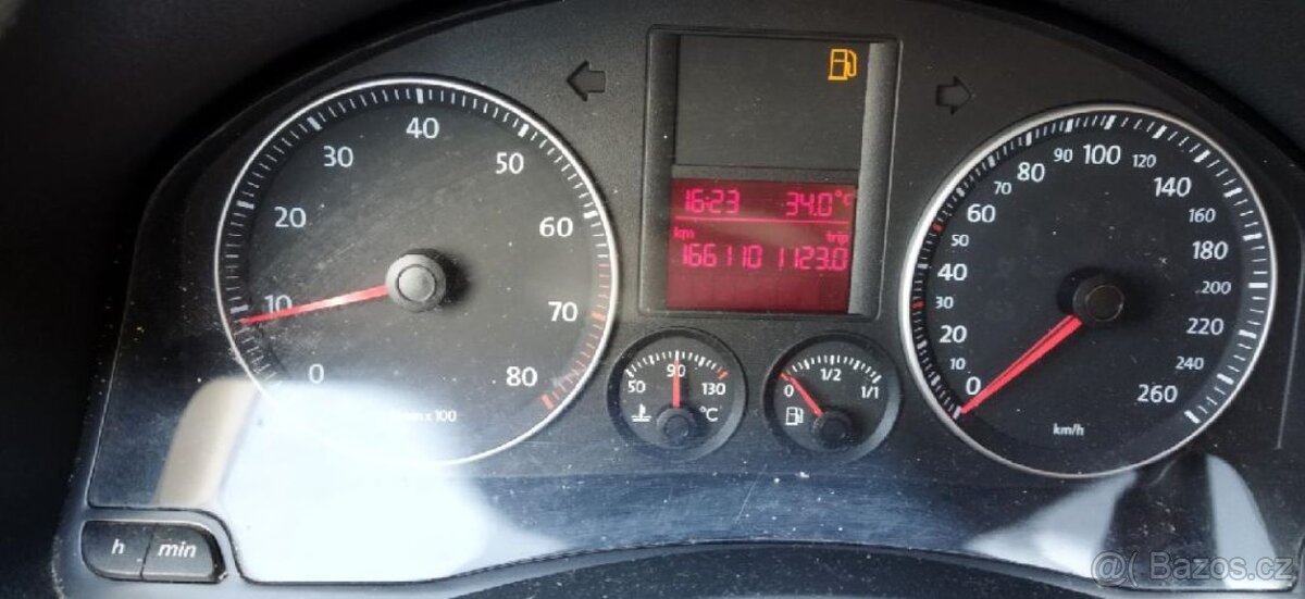 Golf V 1,6 75Kw variant - 6