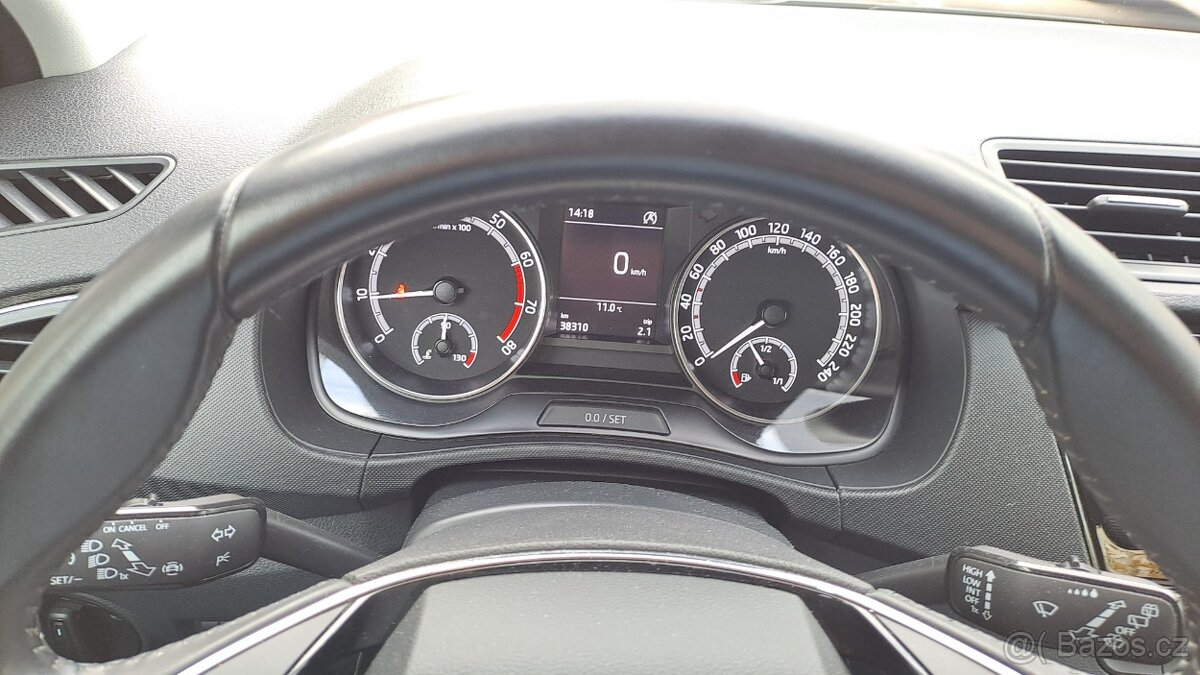 Škoda fabia 4 1.0tsi 70kw 4/2022 koupeno v ČR - 6