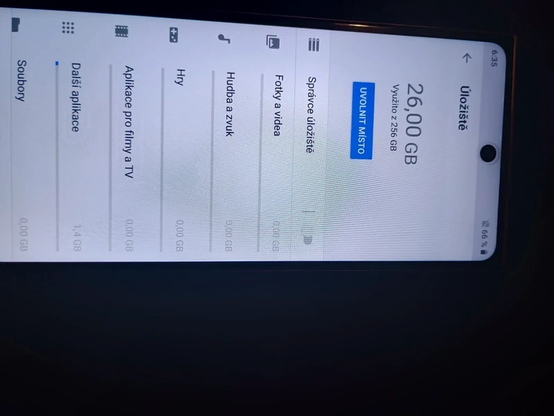 Mobilní telefon - 6