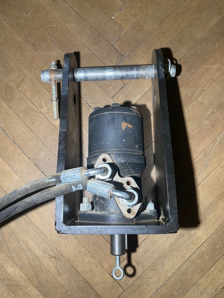 Hydraulický motor Chargeur Plus 10-HY-315CDO (2011) - 6