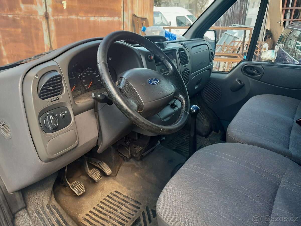 Prodám Ford Transit 9 míst 2004 po malé nehodě - 6