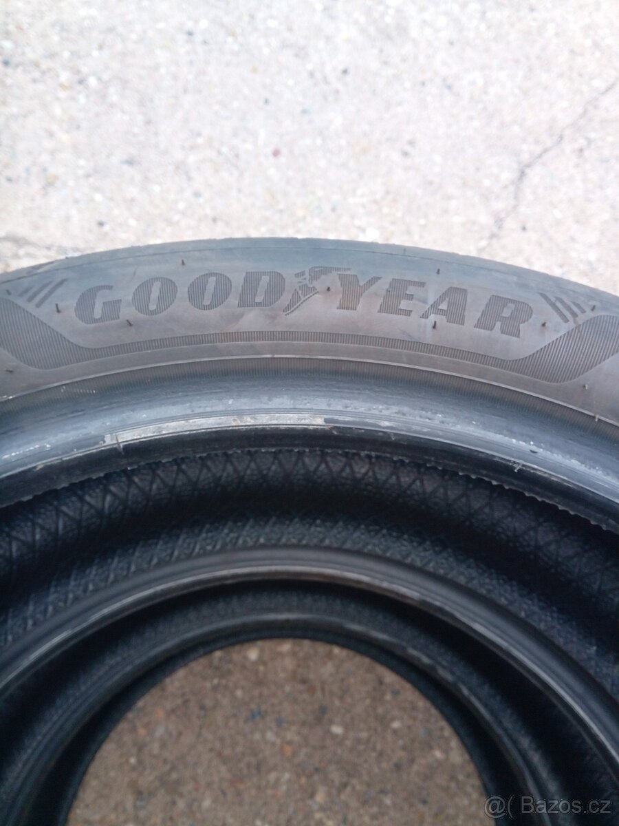 Goodyear letní 2+1 zdarma v rozměru 235/40 R 19 - 6