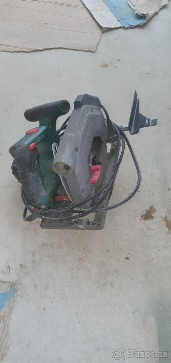 aku příklepová vrtačka na dily, okružní pola 230v - 6