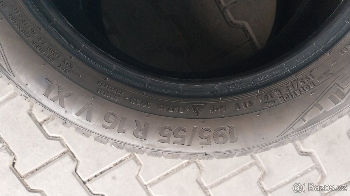 Prodám 2 x celoroční pneu Continental 195/55/16 - 6