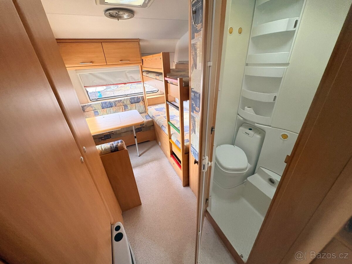 Knaus Sudwind 530, předstan, WC, STK, Palandy - 6