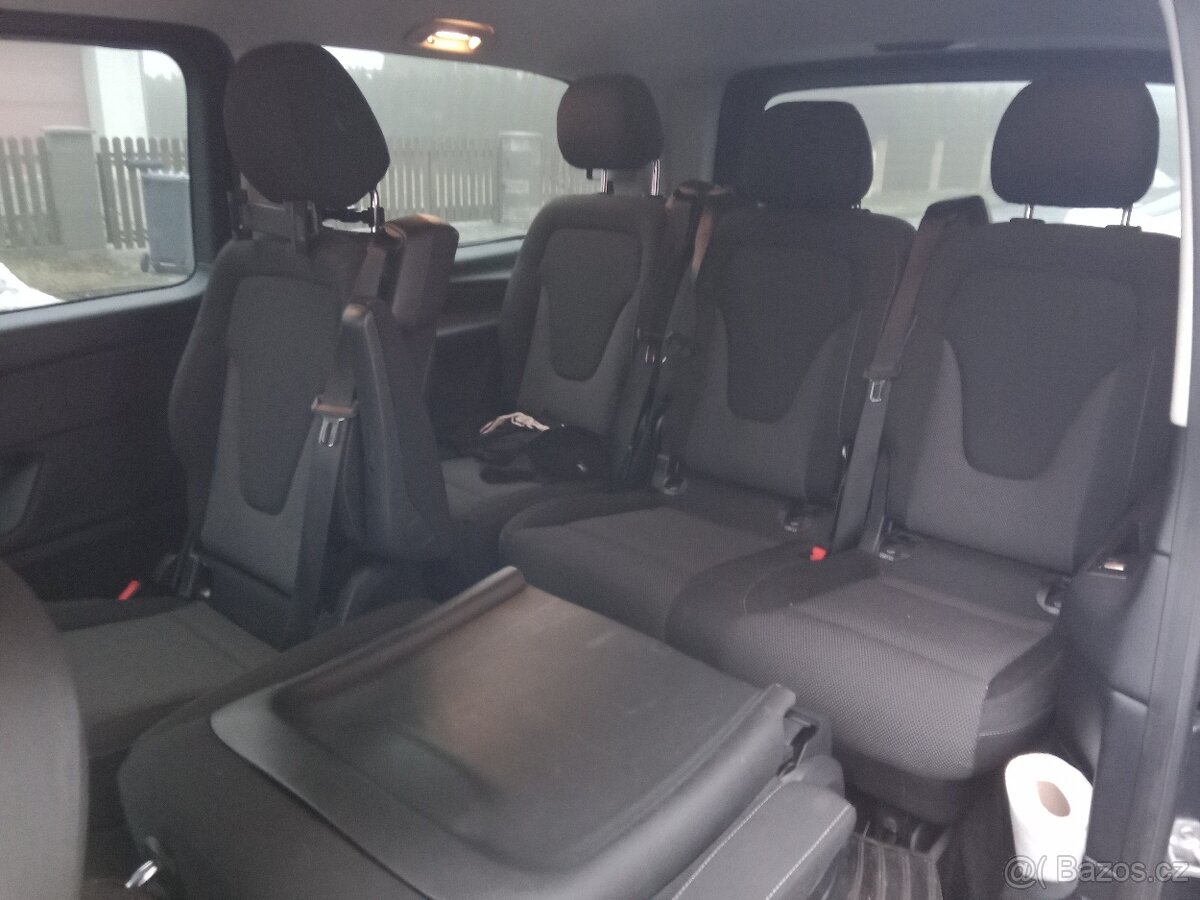 Mercedes Benz V 220 - 6