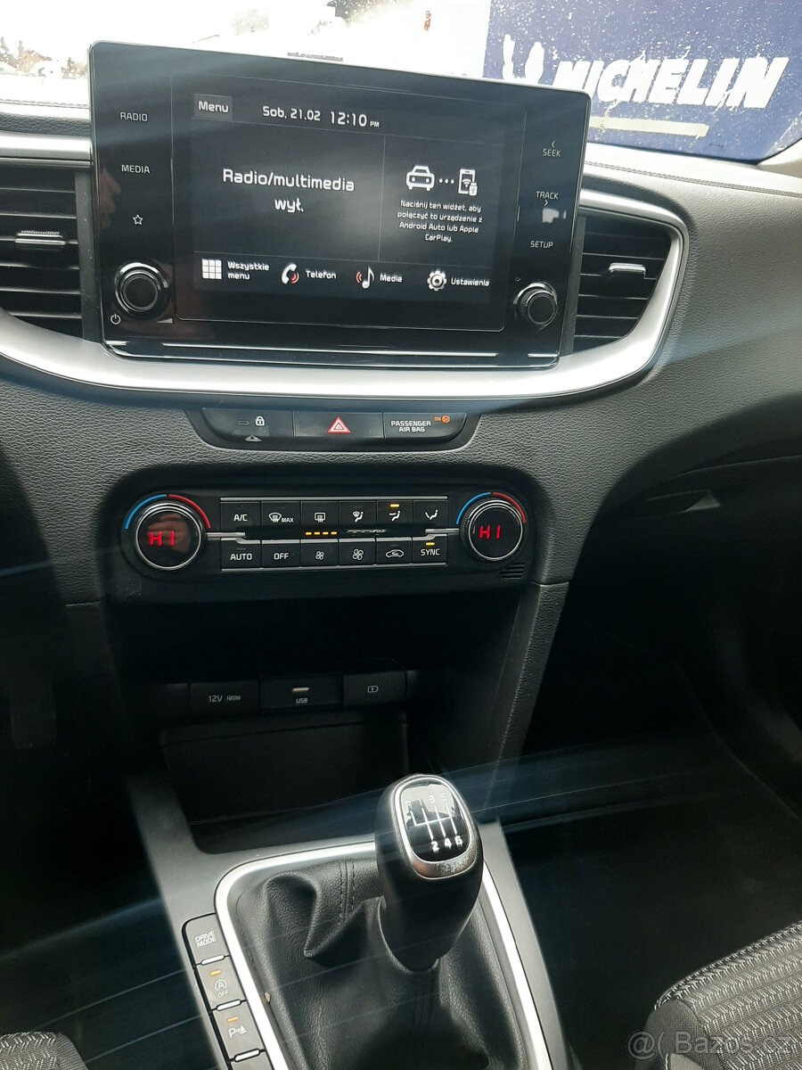 KIA Ceed Tourer Hybrid 2022 - 6