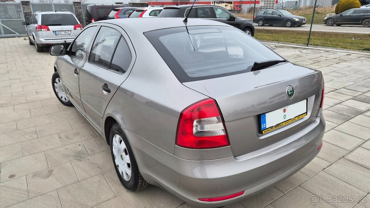 Octavia II 1,6 TDi Pěkná - pravidelný servis DPH - 6