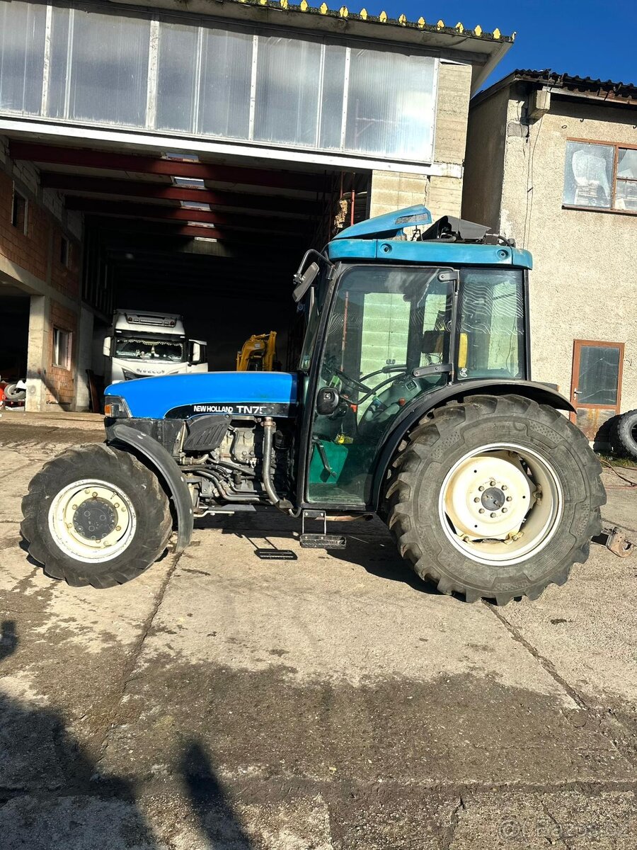 New Holland TN75 - 6